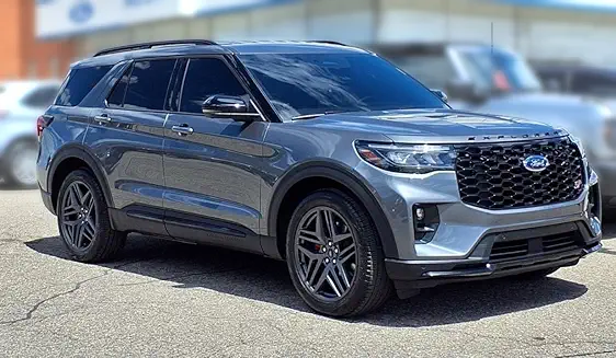 Certified Pre-Owned 2025 Ford Explorer ST